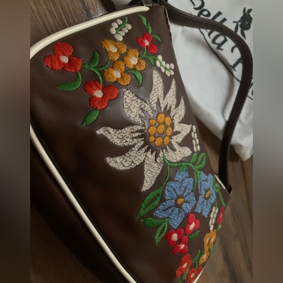 {Isabella Fiore} Abbie Road Katie-Hobo Handbag - Picture 16 of 16